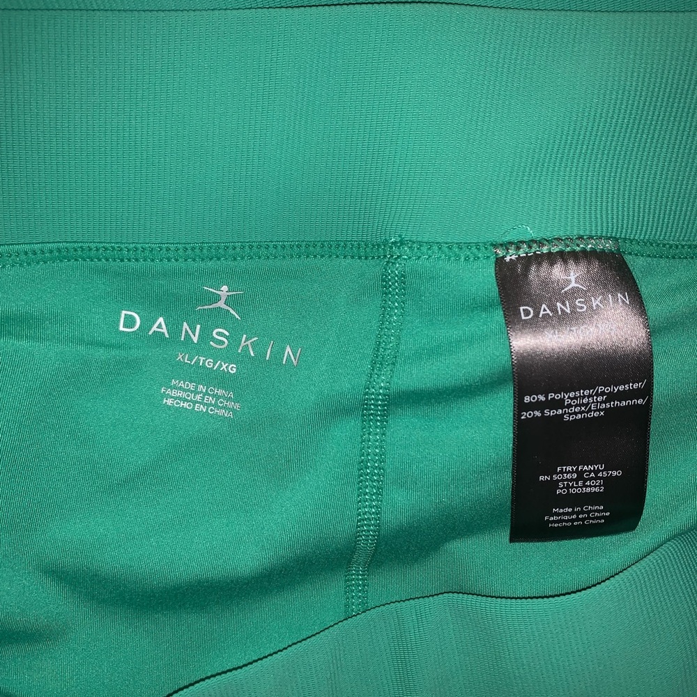 Danskin xl rib skort nwt - Picture 7 of 7